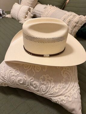 Stetson Cream Straw Cowboy Hat with Brown Band- Size 7 5/8